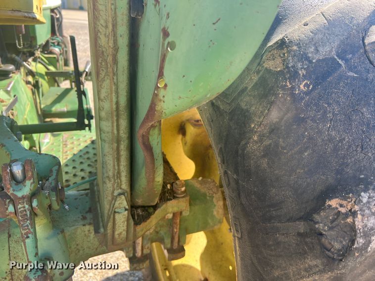 image for item KC9926 John Deere 1530  tractor