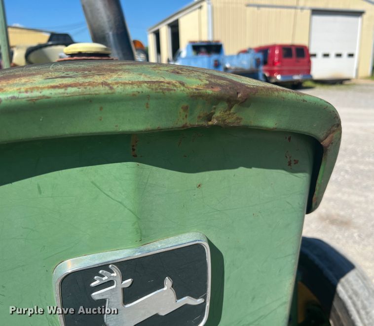 image for item KC9926 John Deere 1530  tractor