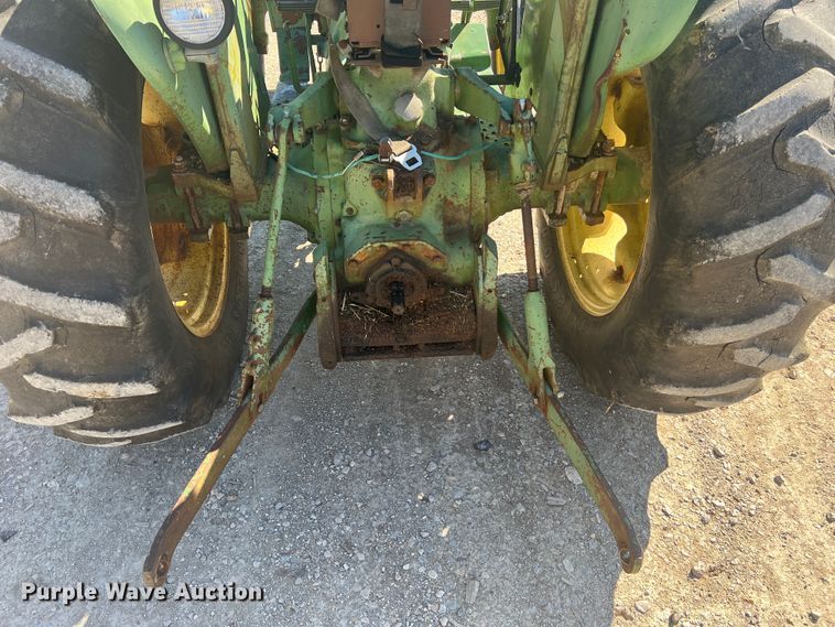 image for item KC9926 John Deere 1530  tractor