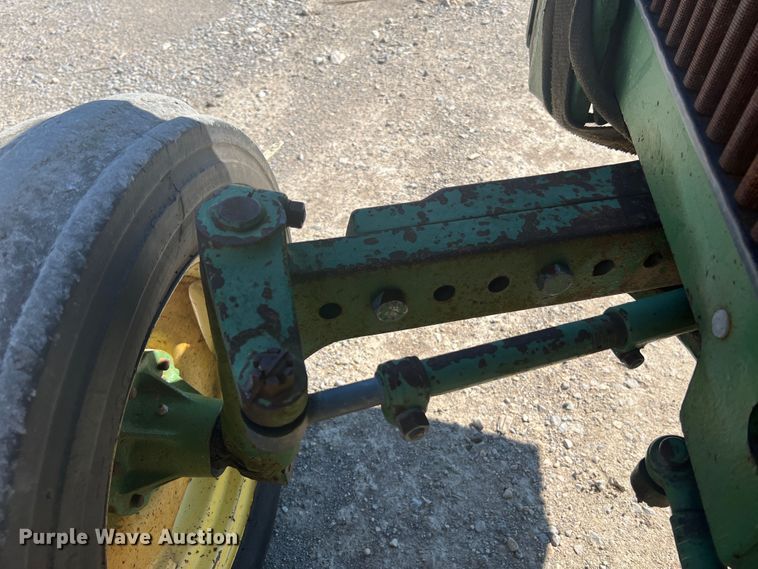 image for item KC9926 John Deere 1530  tractor