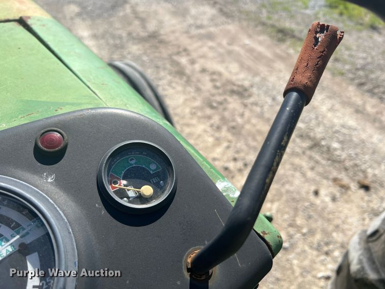 image for item KC9926 John Deere 1530  tractor