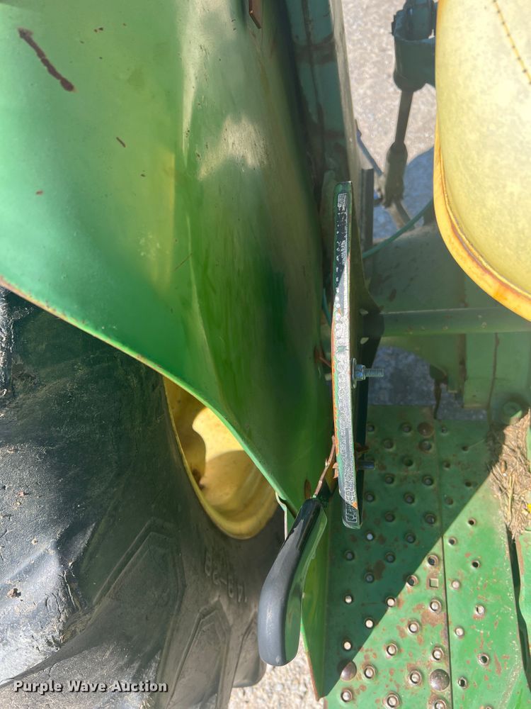 image for item KC9926 John Deere 1530  tractor