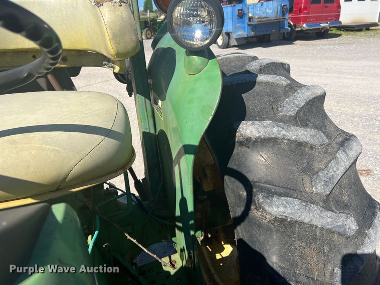 image for item KC9926 John Deere 1530  tractor