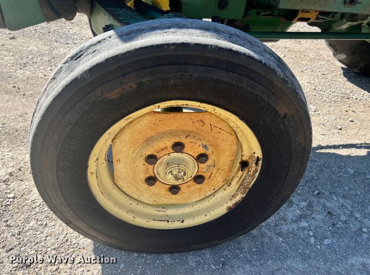 image for item KC9926 John Deere 1530  tractor