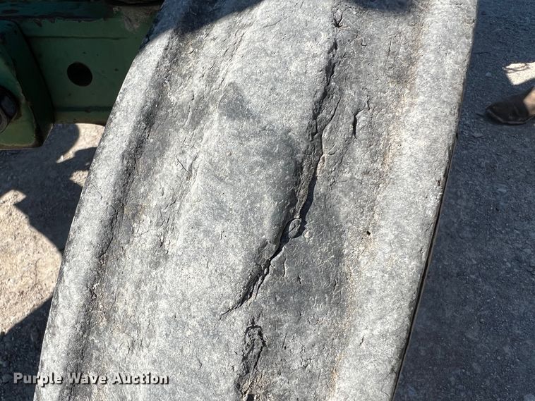 image for item KC9926 John Deere 1530  tractor