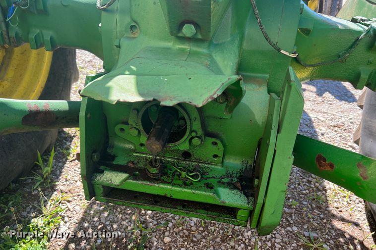 image for item KC9927 John Deere 2020  tractor