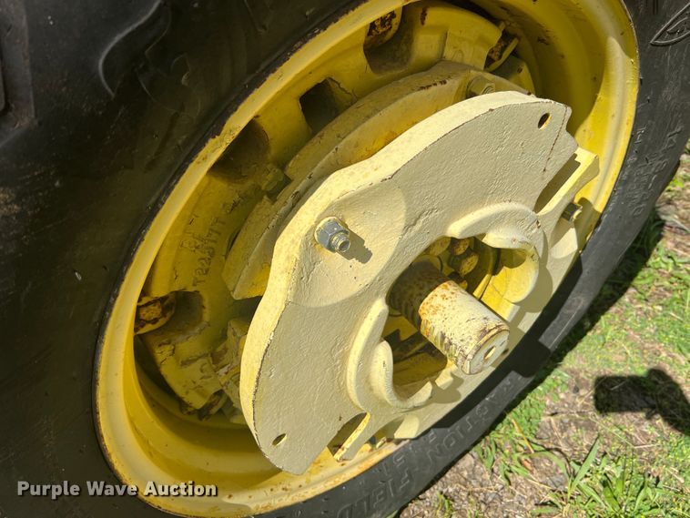 image for item KC9927 John Deere 2020  tractor