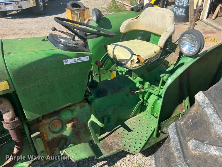 image for item KC9927 John Deere 2020  tractor