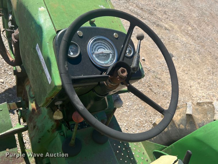 image for item KC9927 John Deere 2020  tractor