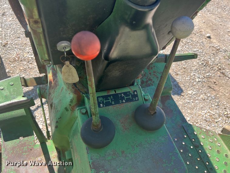 image for item KC9927 John Deere 2020  tractor