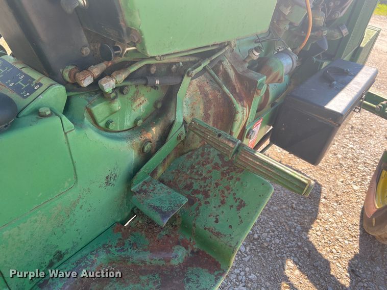 image for item KC9927 John Deere 2020  tractor