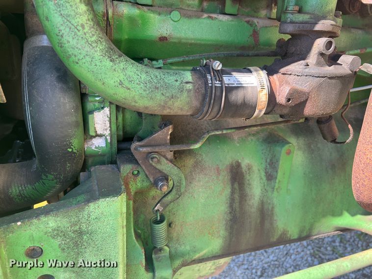 image for item KC9927 John Deere 2020  tractor