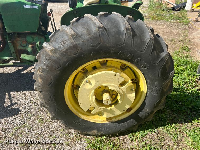 image for item KC9927 John Deere 2020  tractor