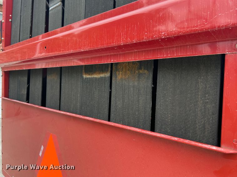 image for item KC9928 2012 New Holland BR7090  round baler