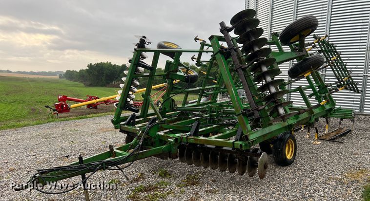 image for item KC9995 John Deere 722  mulch finisher