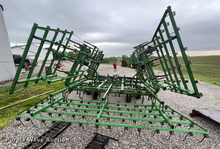 image for item KC9995 John Deere 722  mulch finisher