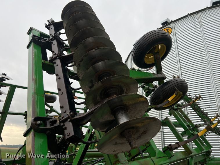 image for item KC9995 John Deere 722  mulch finisher