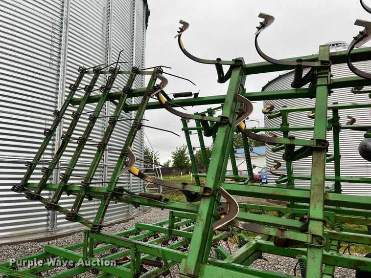 image for item KC9995 John Deere 722  mulch finisher