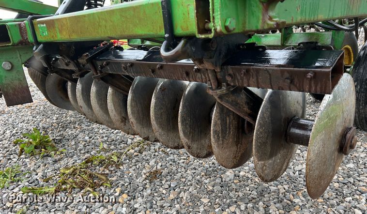 image for item KC9995 John Deere 722  mulch finisher