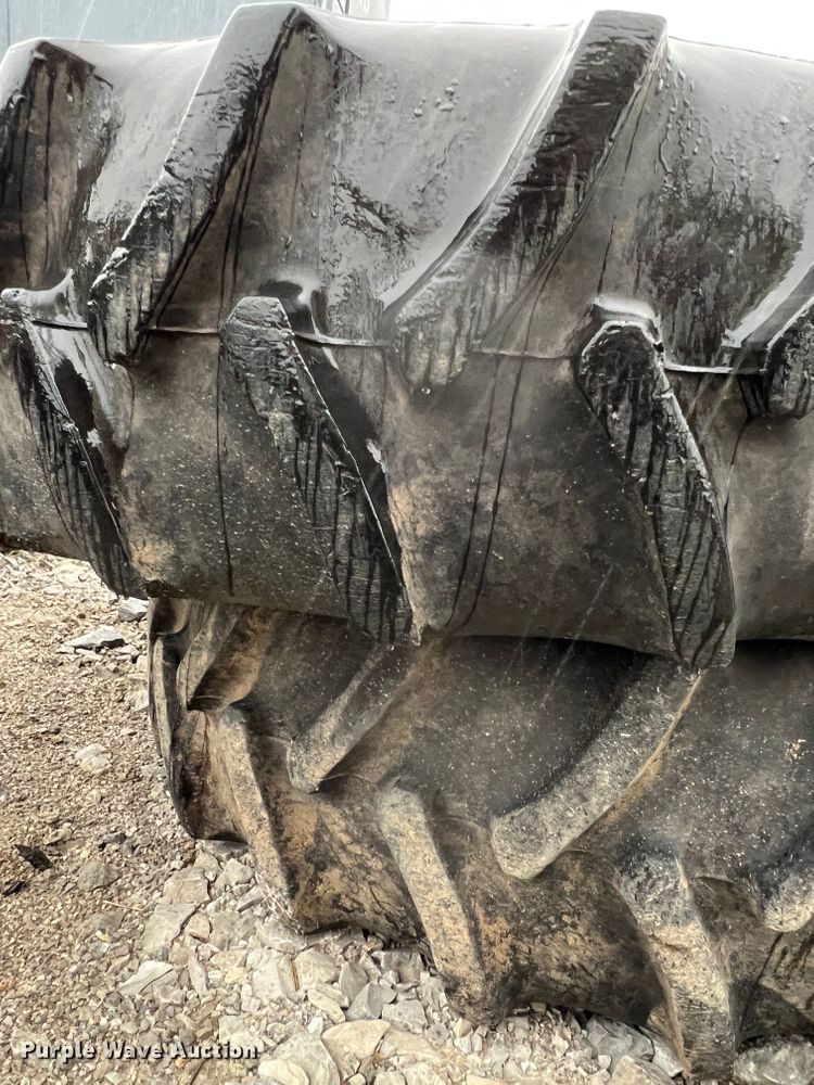 image for item KC9996 (2) Goodyear Duratorque DT221 16.9-28 tires