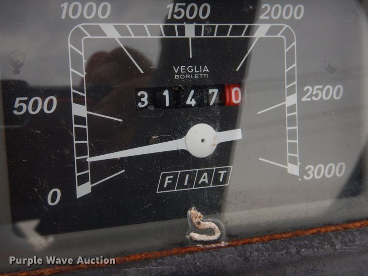 image for item KJ9902 Hesston 566  tractor