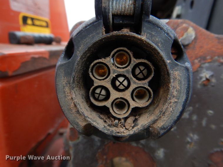 image for item KJ9902 Hesston 566  tractor