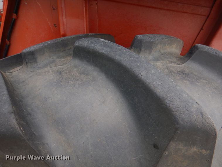 image for item KJ9902 Hesston 566  tractor