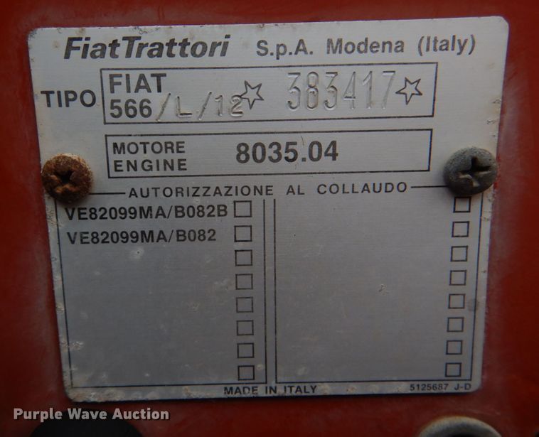 image for item KJ9902 Hesston 566  tractor