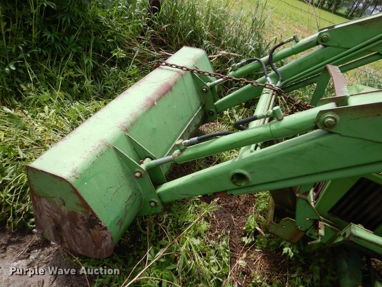 image for item KN9850 John Deere 950  MFWD tractor