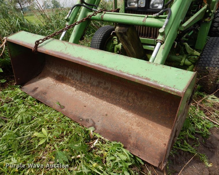 image for item KN9850 John Deere 950  MFWD tractor