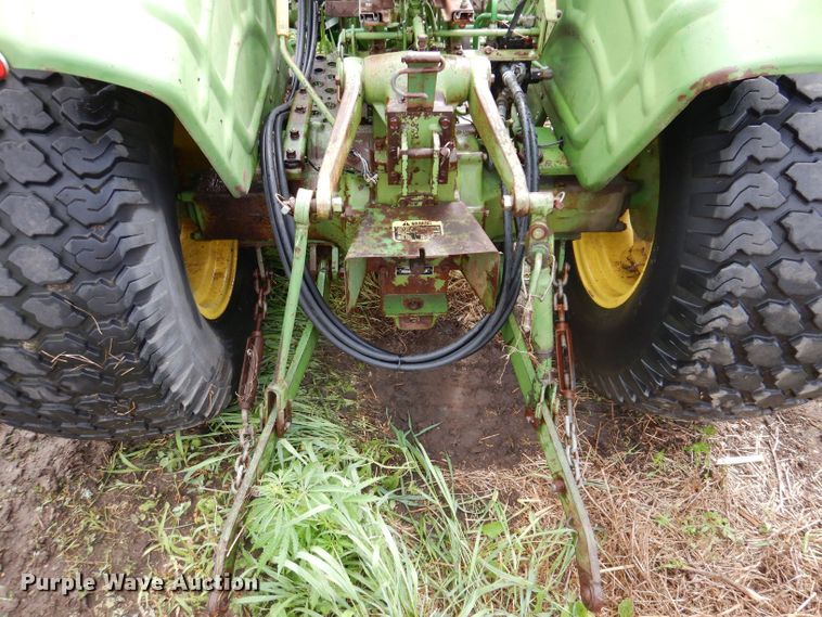 image for item KN9850 John Deere 950  MFWD tractor