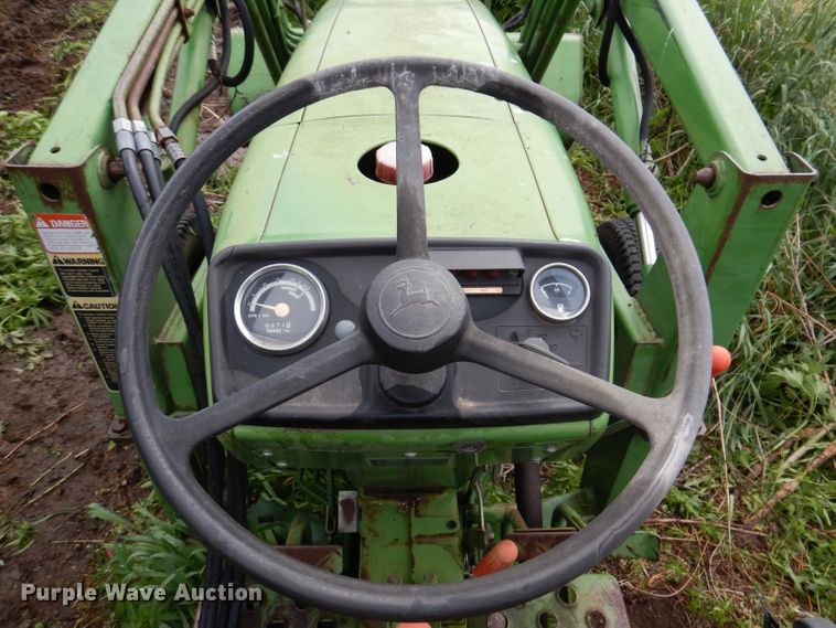 image for item KN9850 John Deere 950  MFWD tractor