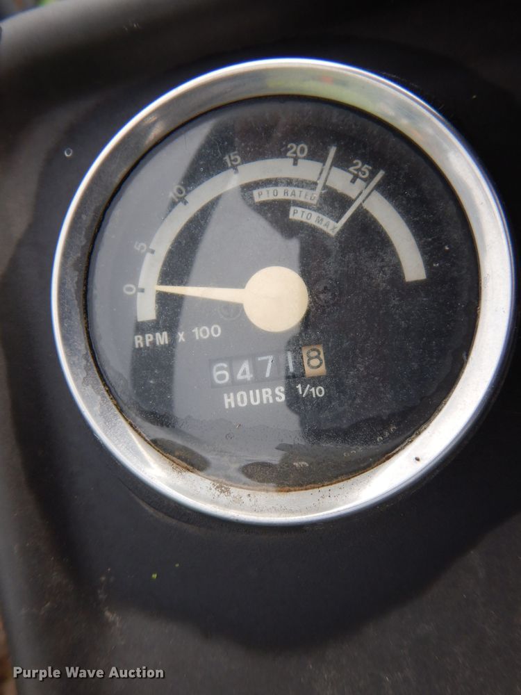 image for item KN9850 John Deere 950  MFWD tractor