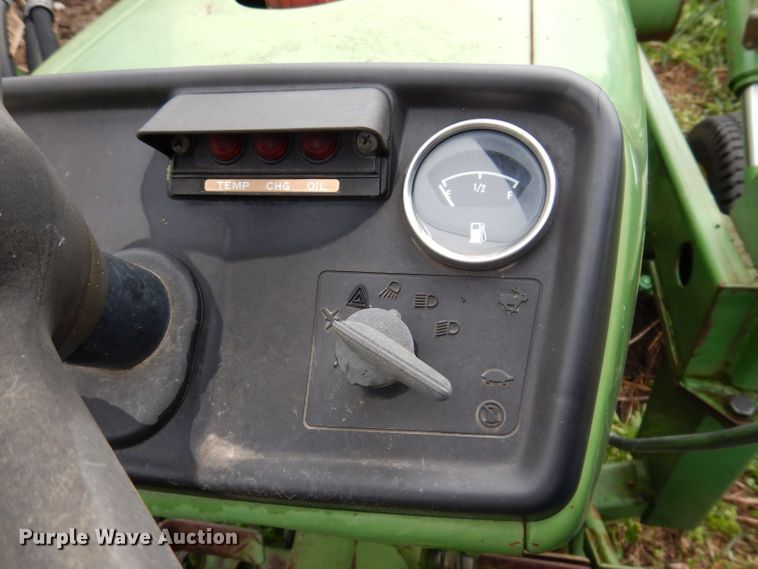image for item KN9850 John Deere 950  MFWD tractor