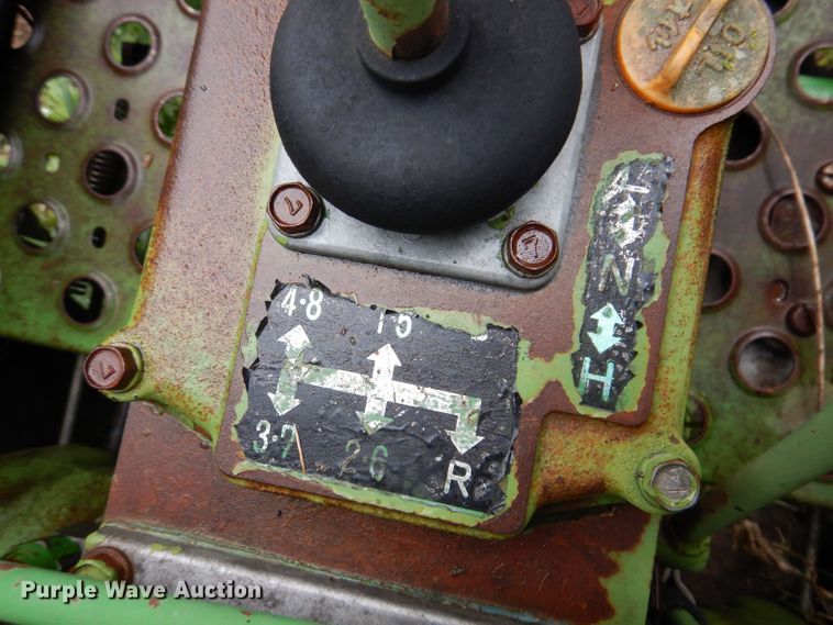 image for item KN9850 John Deere 950  MFWD tractor