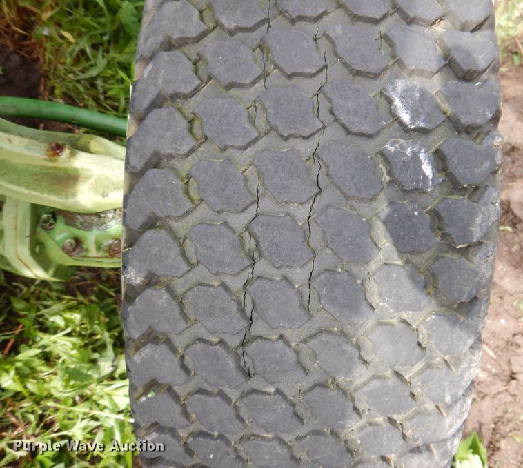 image for item KN9850 John Deere 950  MFWD tractor