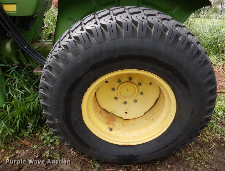 image for item KN9850 John Deere 950  MFWD tractor