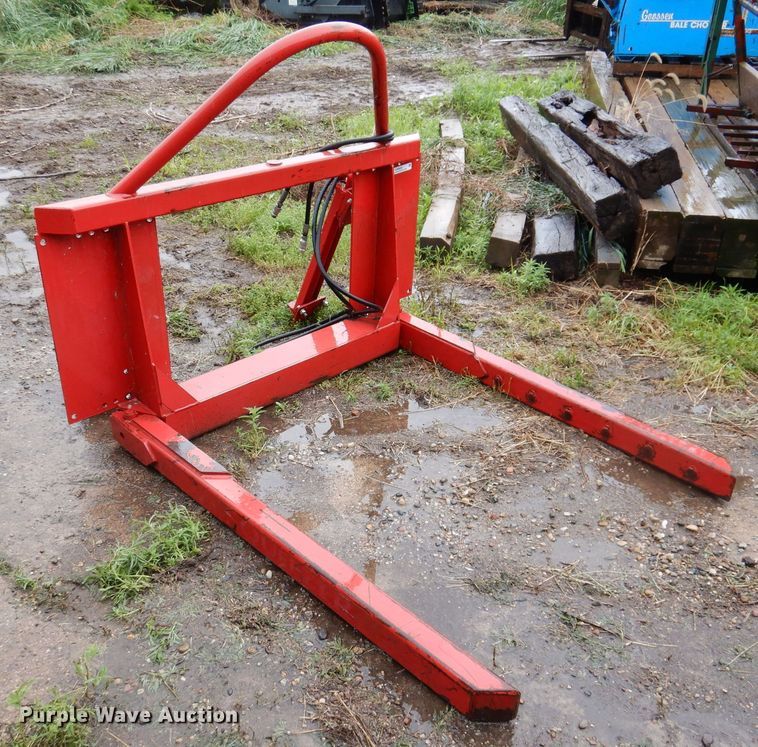 image for item KN9856 Westendorf Squeezer  hay bale mover