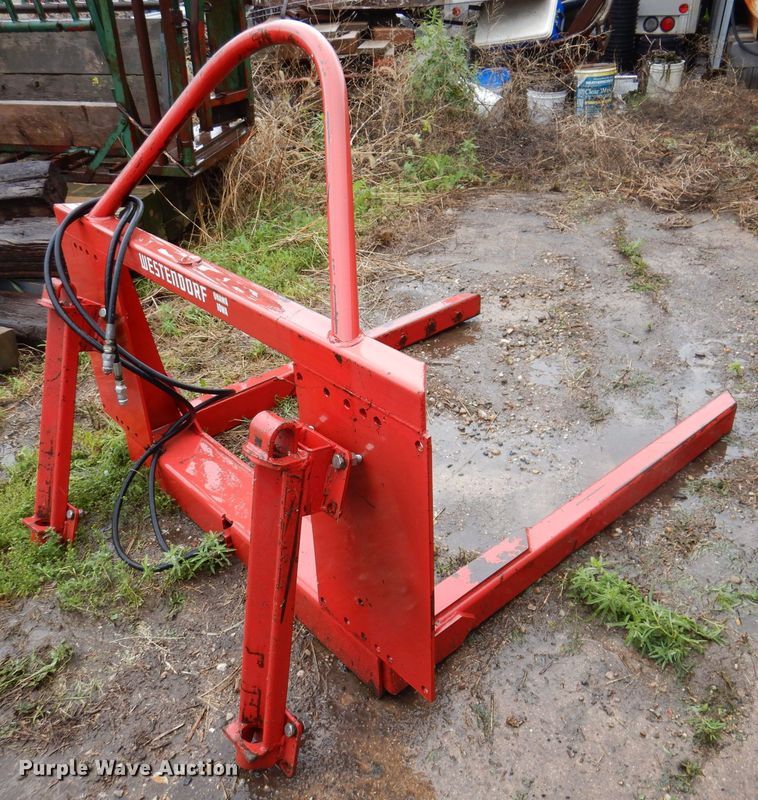 image for item KN9856 Westendorf Squeezer  hay bale mover