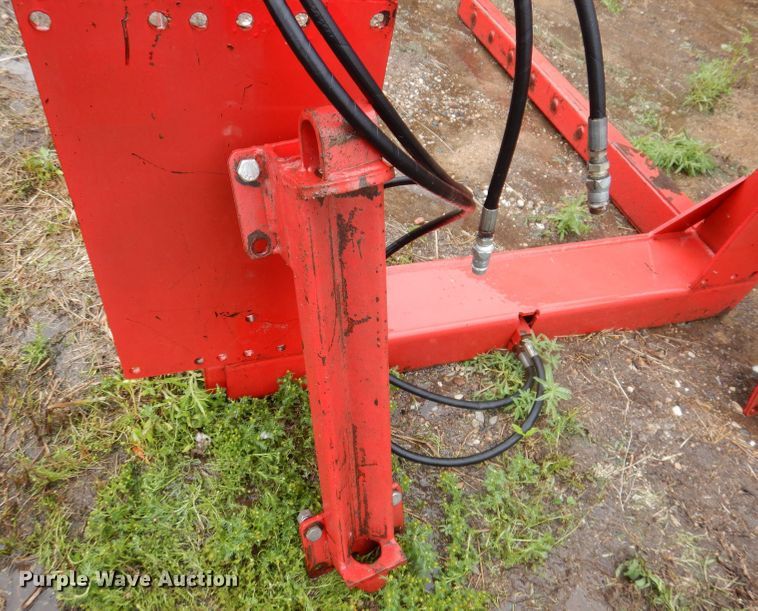 image for item KN9856 Westendorf Squeezer  hay bale mover