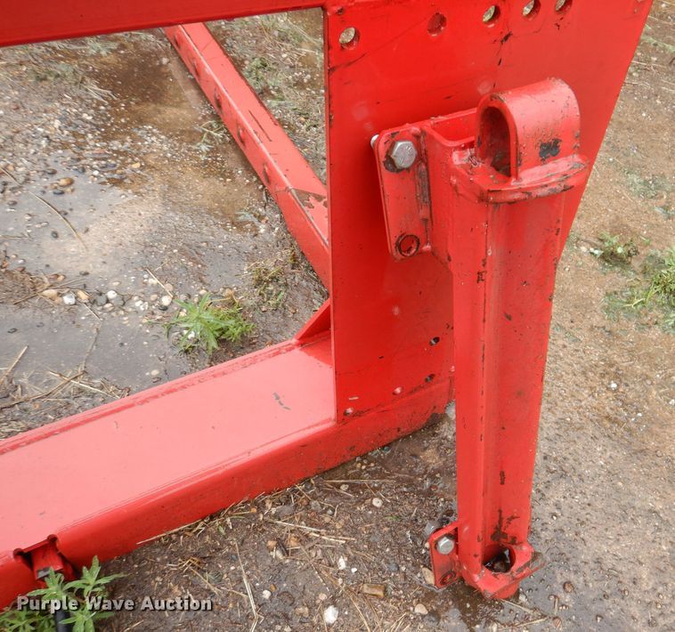 image for item KN9856 Westendorf Squeezer  hay bale mover