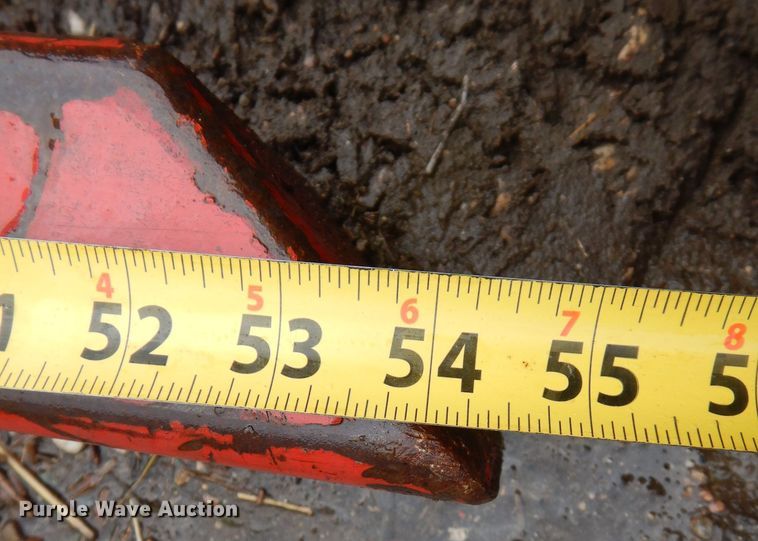 image for item KN9856 Westendorf Squeezer  hay bale mover