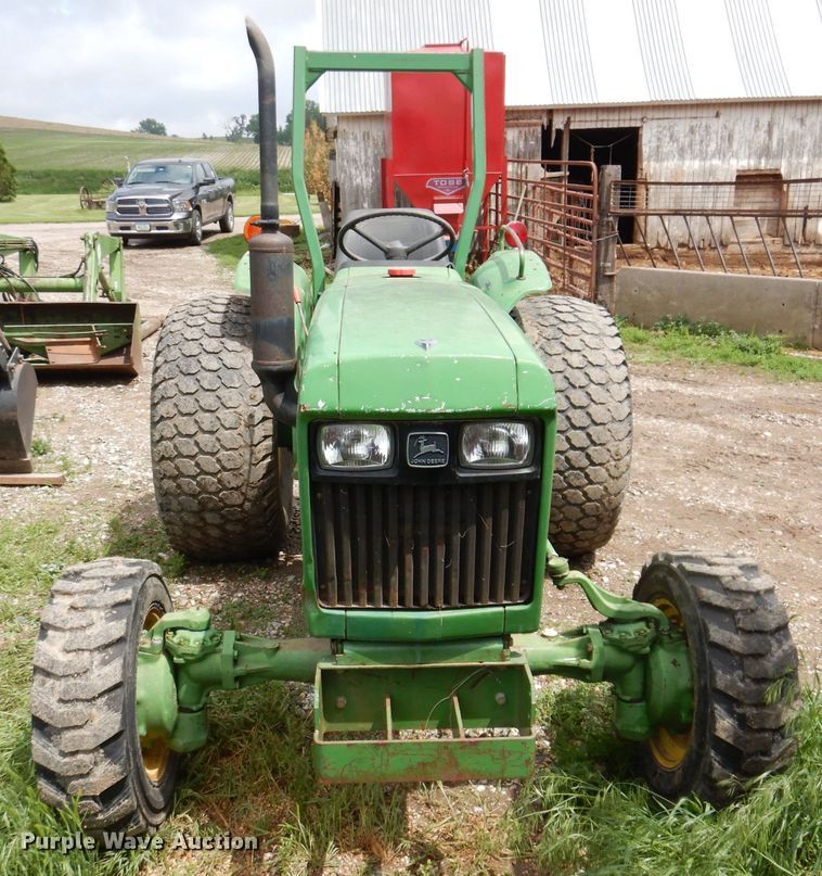 image for item KN9859 John Deere 950  MFWD tractor