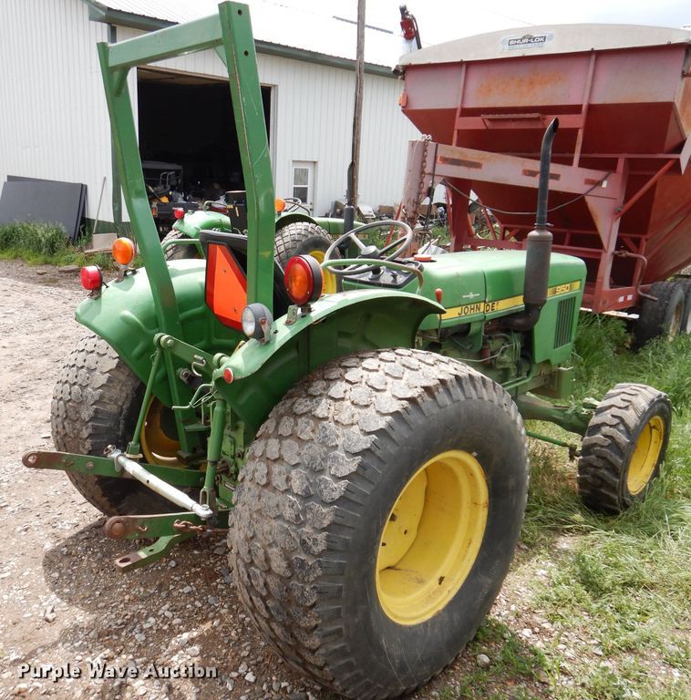image for item KN9859 John Deere 950  MFWD tractor