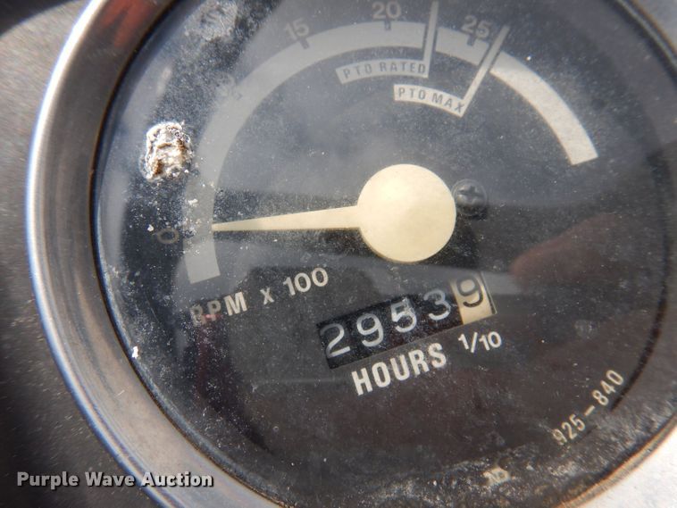 image for item KN9859 John Deere 950  MFWD tractor