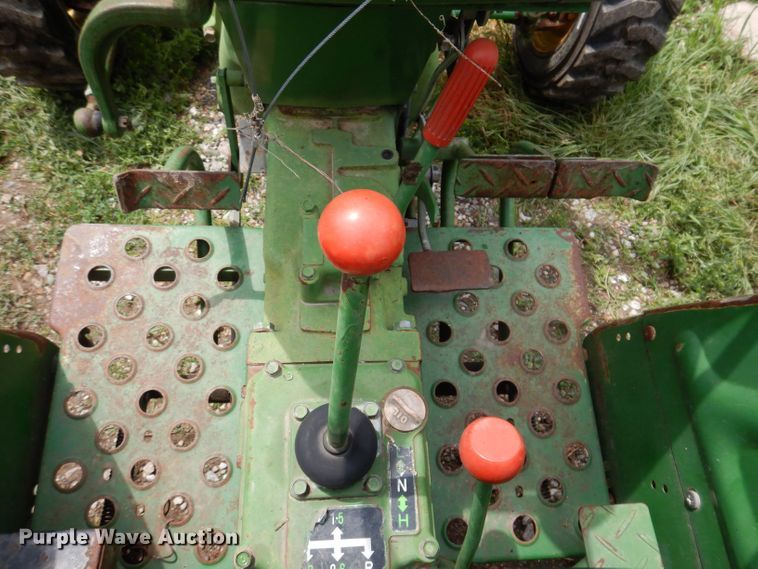 image for item KN9859 John Deere 950  MFWD tractor