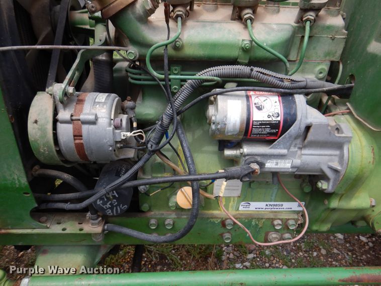 image for item KN9859 John Deere 950  MFWD tractor