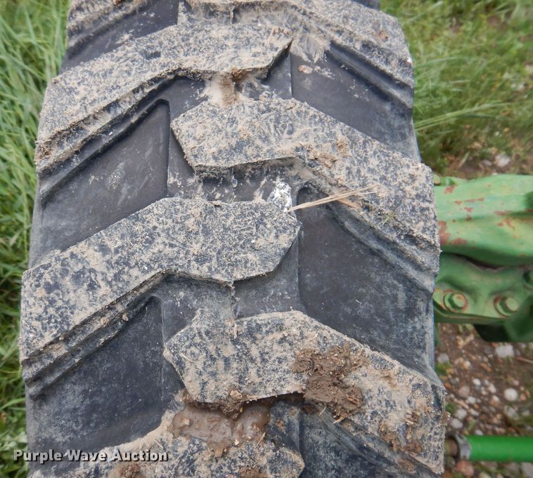 image for item KN9859 John Deere 950  MFWD tractor