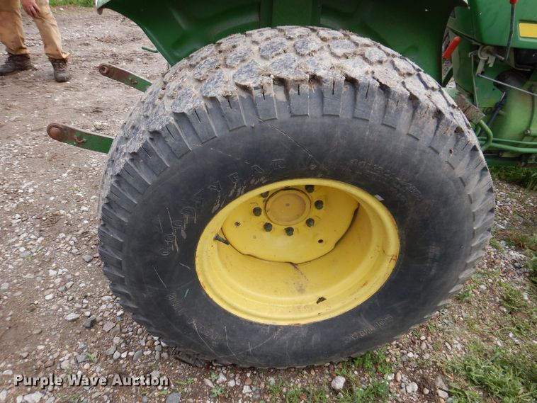 image for item KN9859 John Deere 950  MFWD tractor