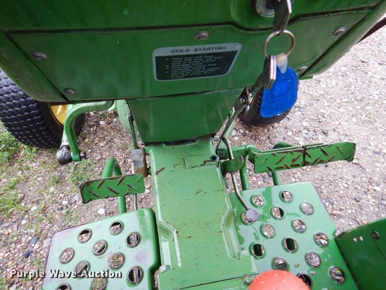 image for item KN9860 John Deere 950  tractor